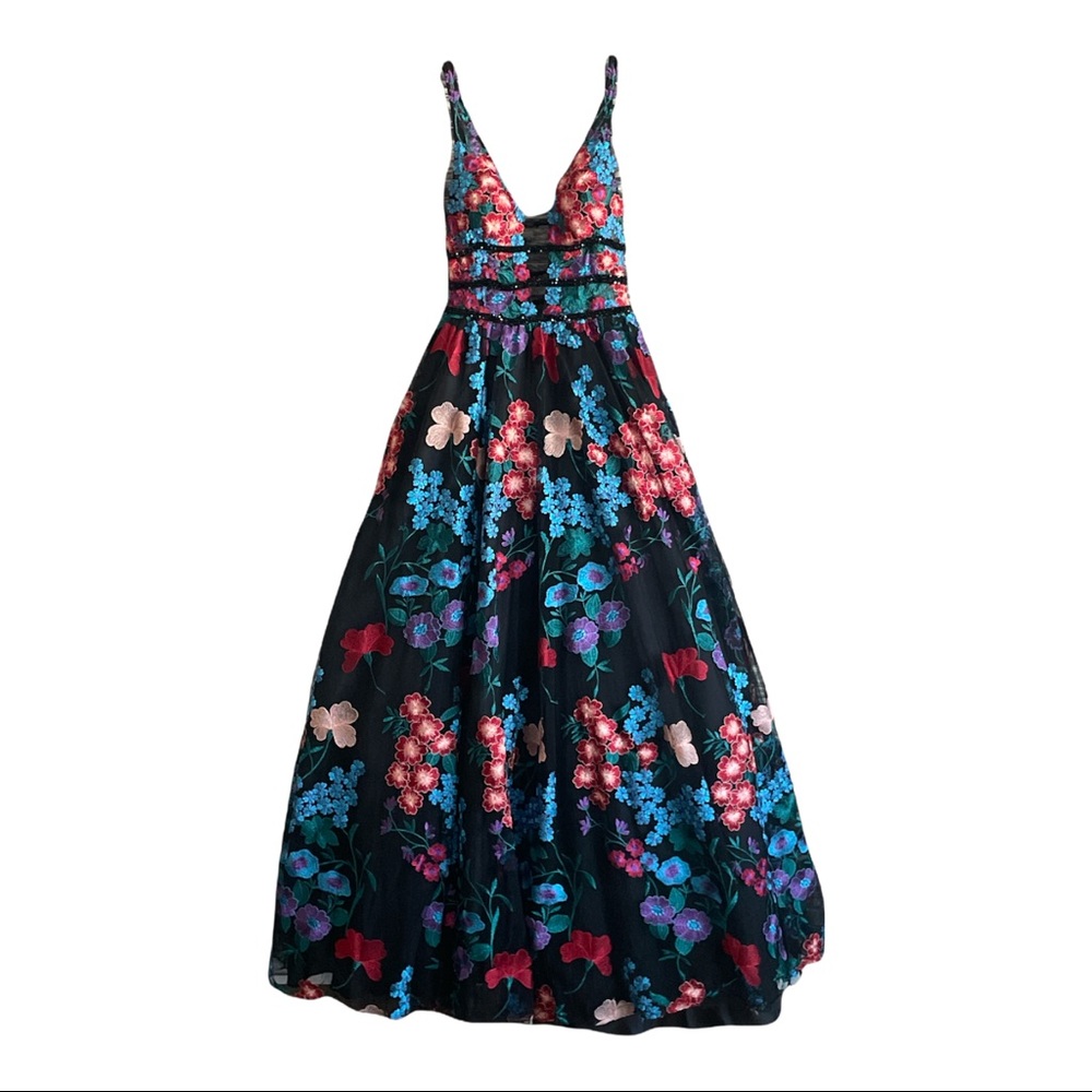 Jovani prom pageant gown #66593A black floral size 4 Prom/pageant dress